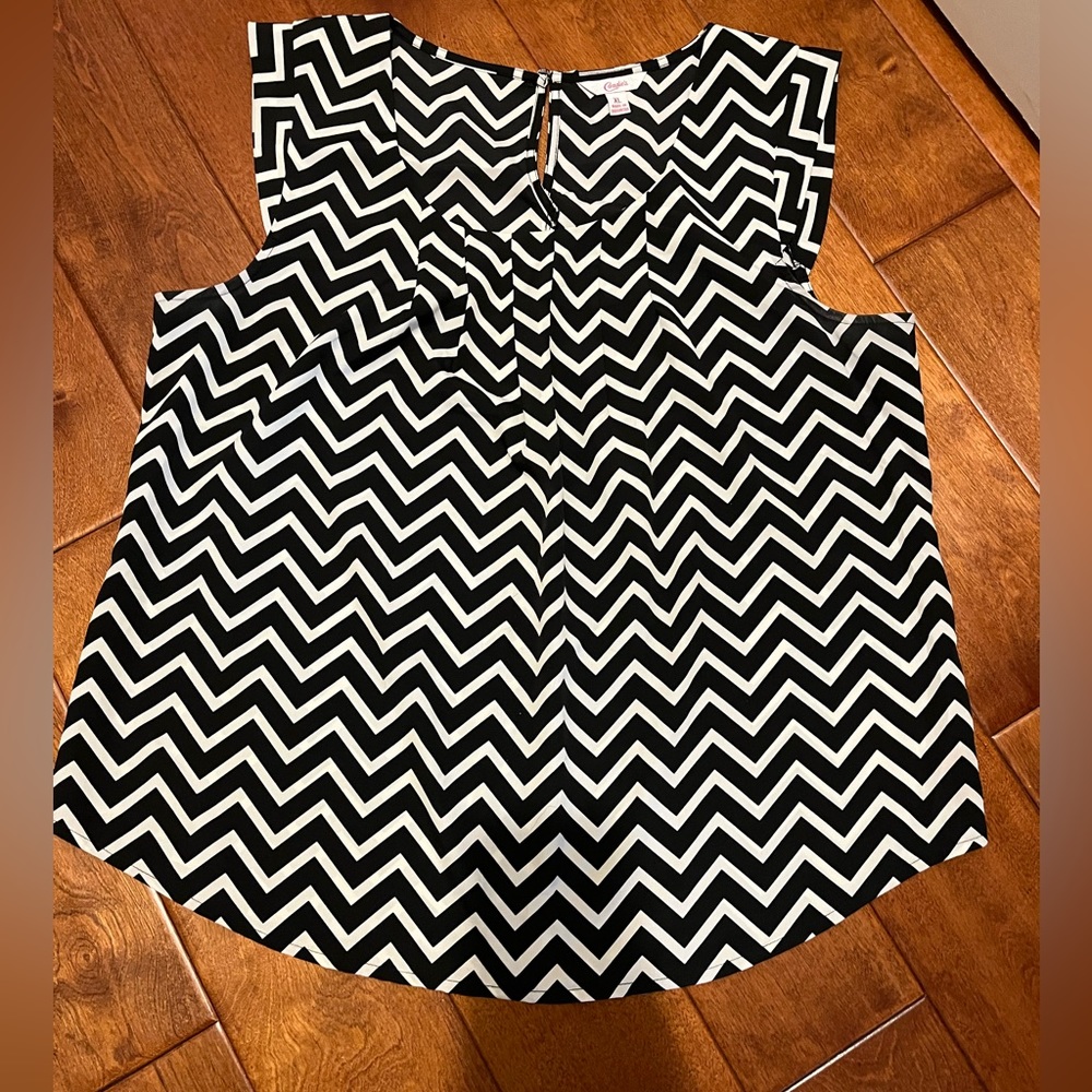 Chevron dressy top